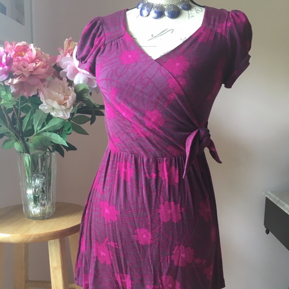 American Rag Wrap Top 💕 - Picture 1 of 9